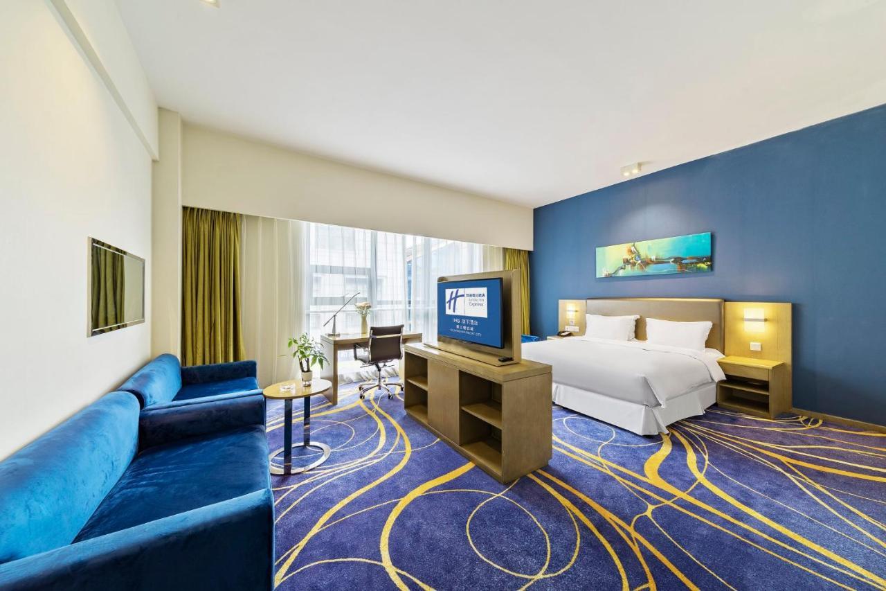 Holiday Inn Express Dujiangyan Ancient City Dış mekan fotoğraf